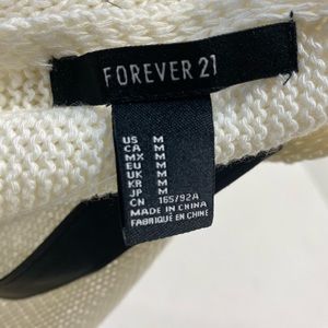 Knitted sweater from Forever 21 size medium